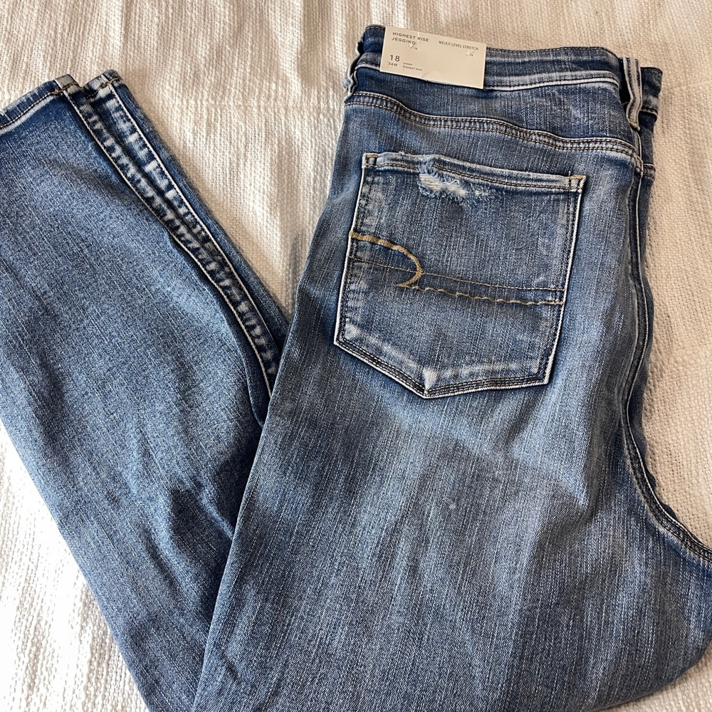 AE High Rise Jeggings NWT